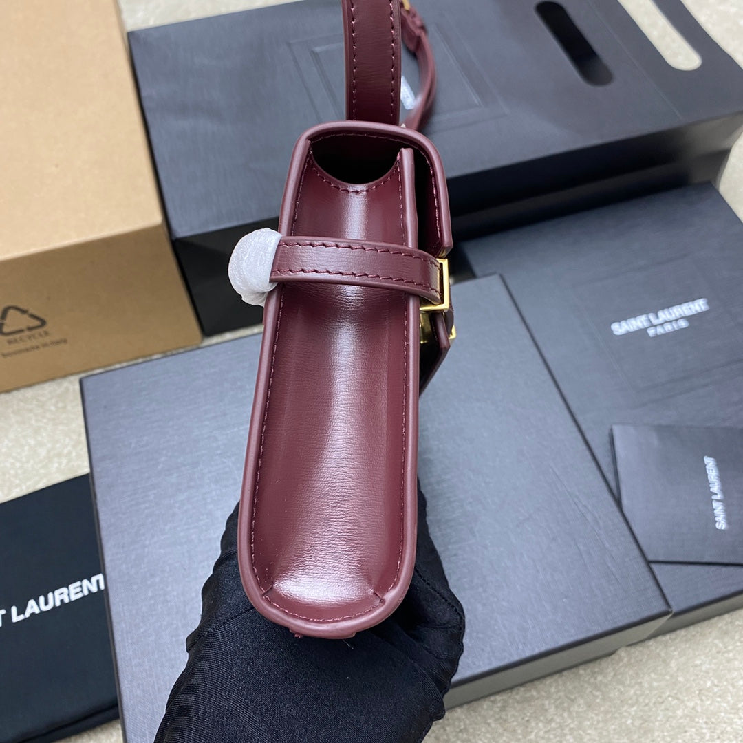 LUXR181