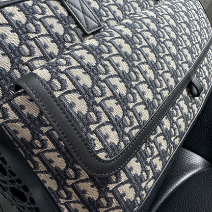 LUXR111