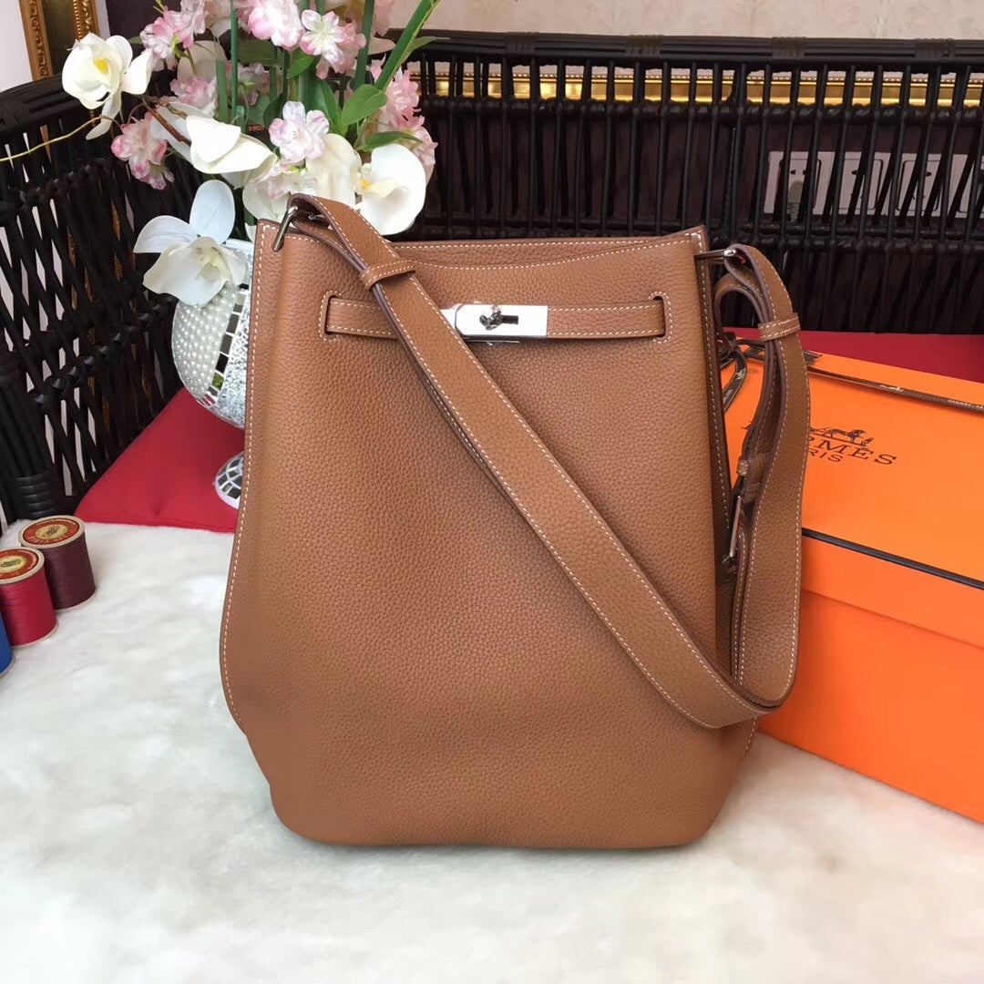 LUXR142