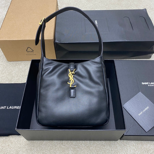 LUXR203