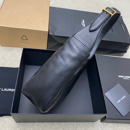 LUXR203