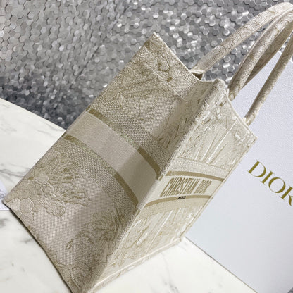 LUXR100