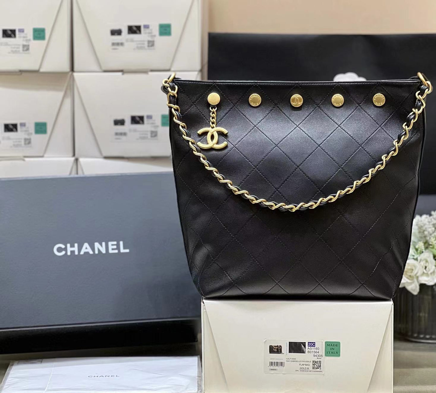 LUXR54