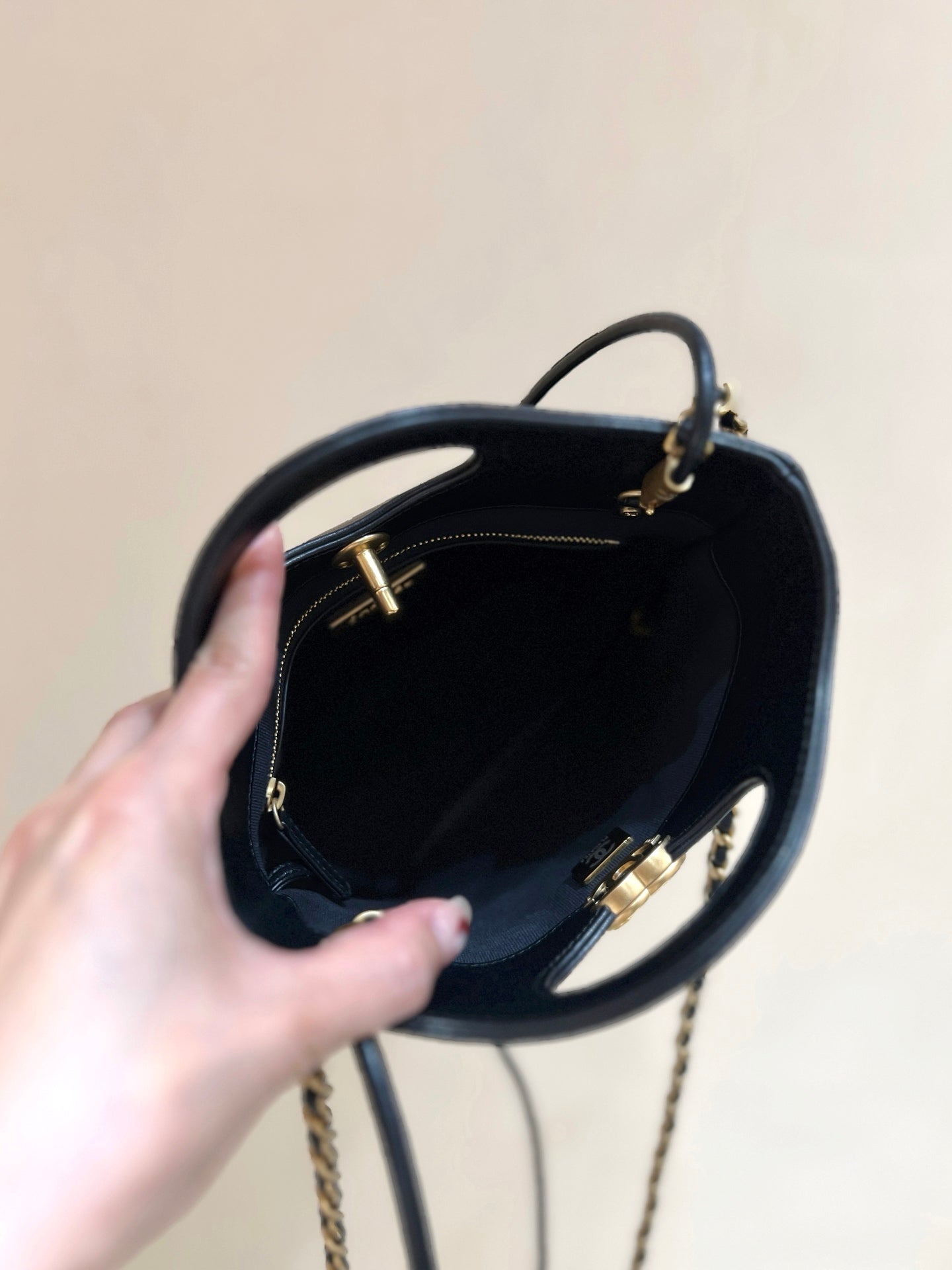 LUXR46