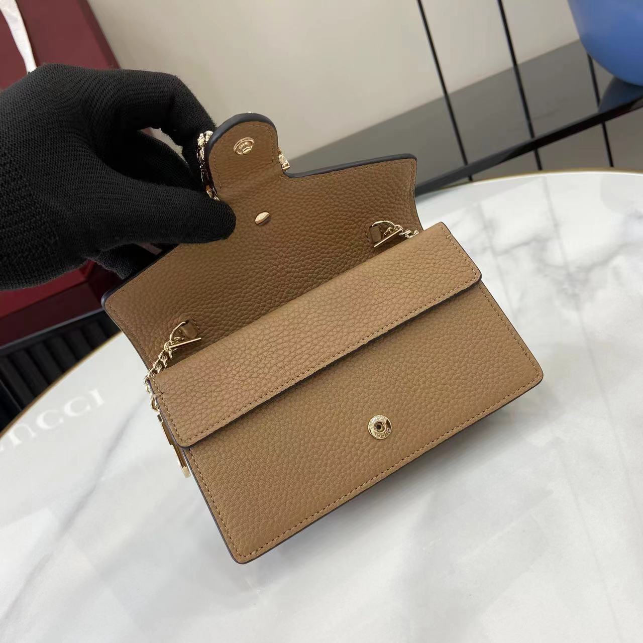 LUXR158